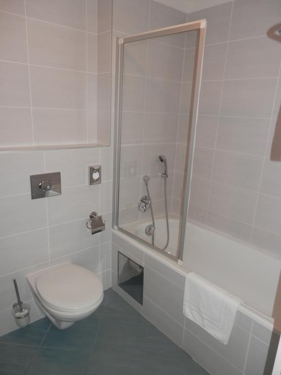 Ehrlich Hotell