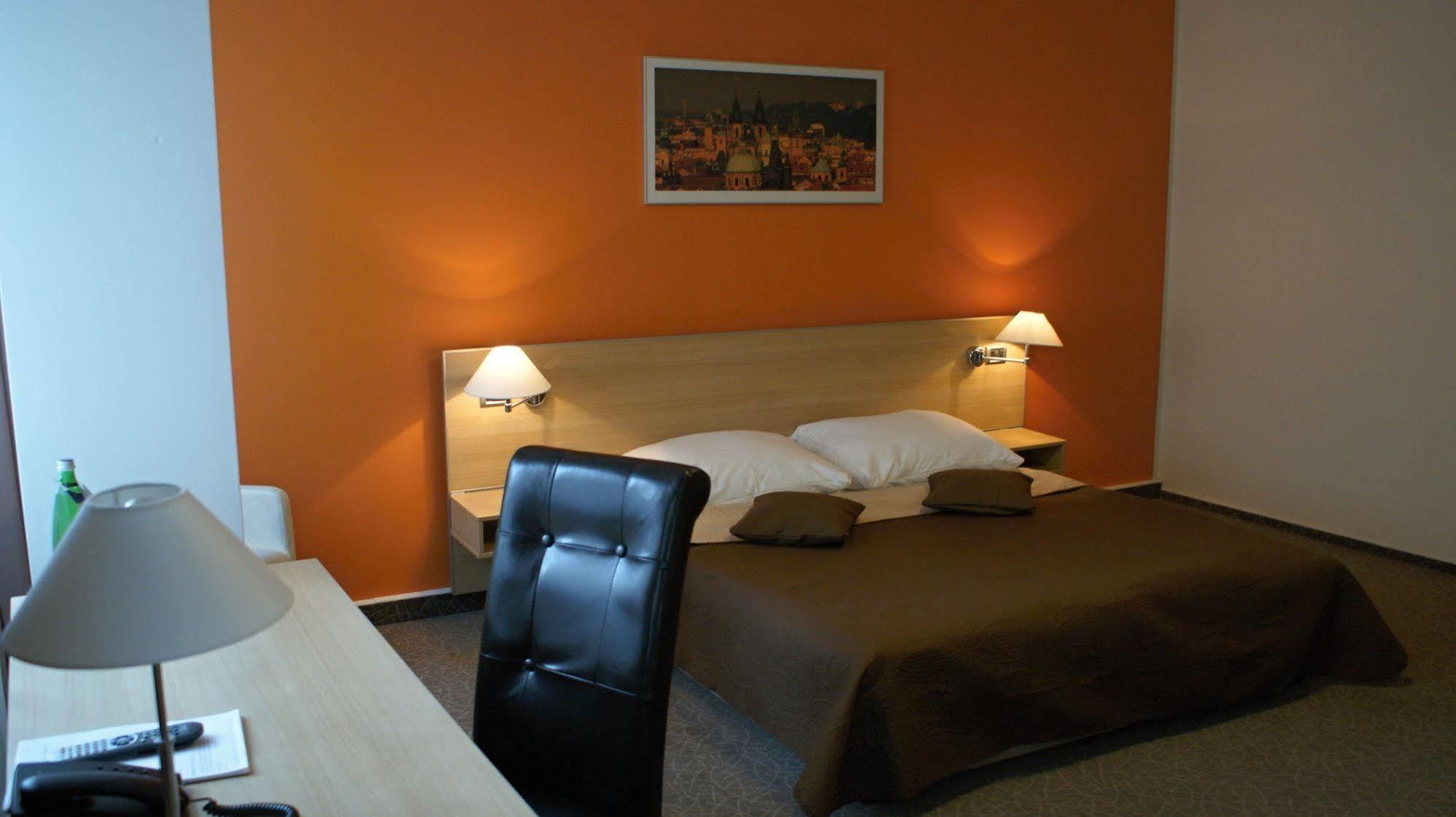Ehrlich 4* Praha